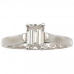 Emerald-Cut-Diamond-Platinum-Ring
