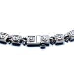 DB756072-6E55-4CB4-8B74-9D65FF664771
