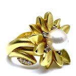 13E29B5D-02EF-4BF3-AEF6-BBDA181D8C7C