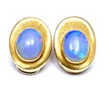 5CCD058D-8781-46C1-A354-8C2441E84753