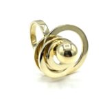 A7068151-A92F-4D17-AEA8-53522268A170